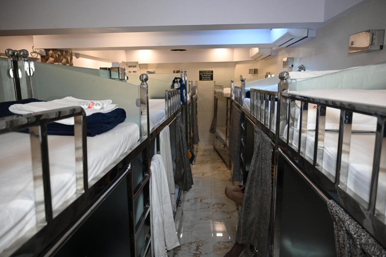Sagar Dormitory Andheri - Nearest To Andheri Railway Station West Bombay Exterior foto